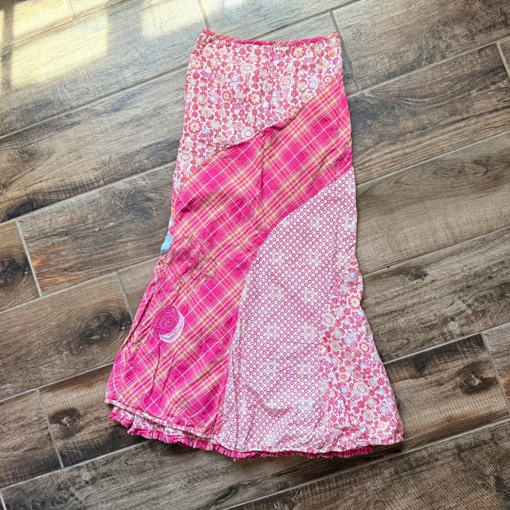 Oilily Women's Vintage Patchwork Floral Applique Plaid Ruffle Maxi Skirt,Pink,34 - Picture 5 of 15